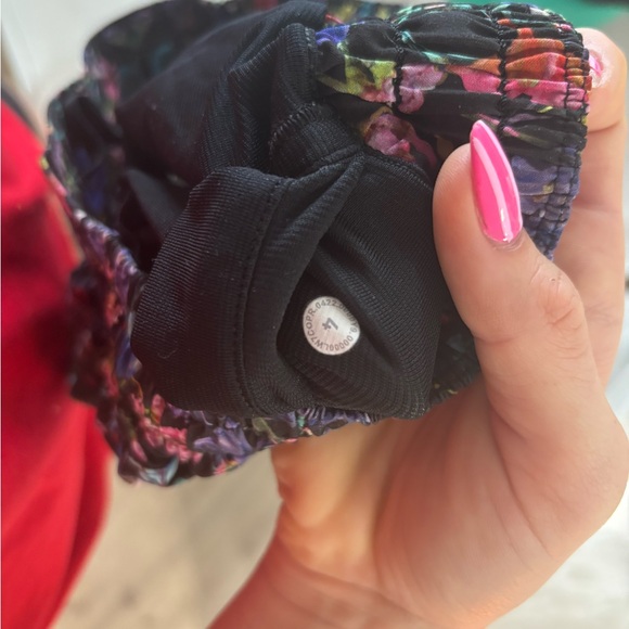 lululemon athletica Floral Athletic Shorts - Black and Multicolor - Picture 3 of 3